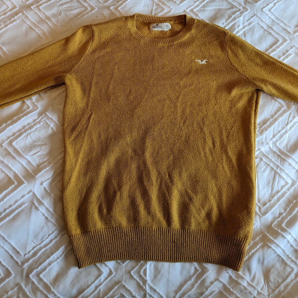 Gently used Hollister Sweater - Women's - XS